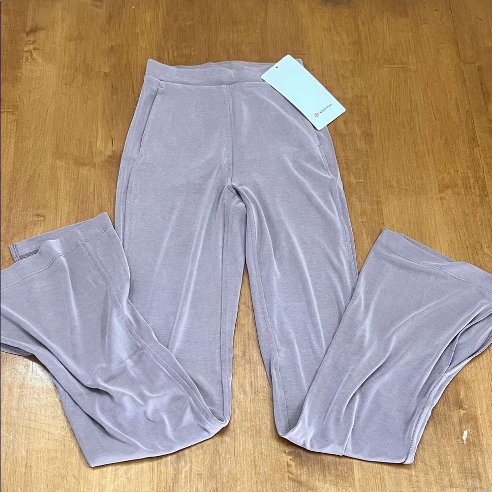 Drapey Softstreme Flared Pant